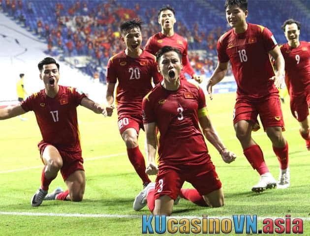 Soi kèo Việt Nam vs UAE