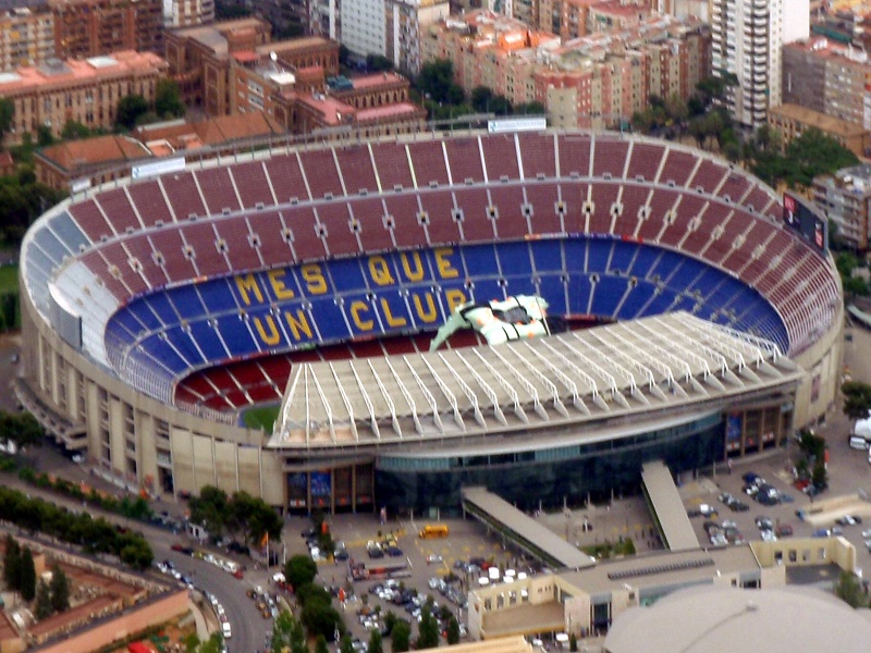 Camp Nou là sân vận động lớn nhất thế giới