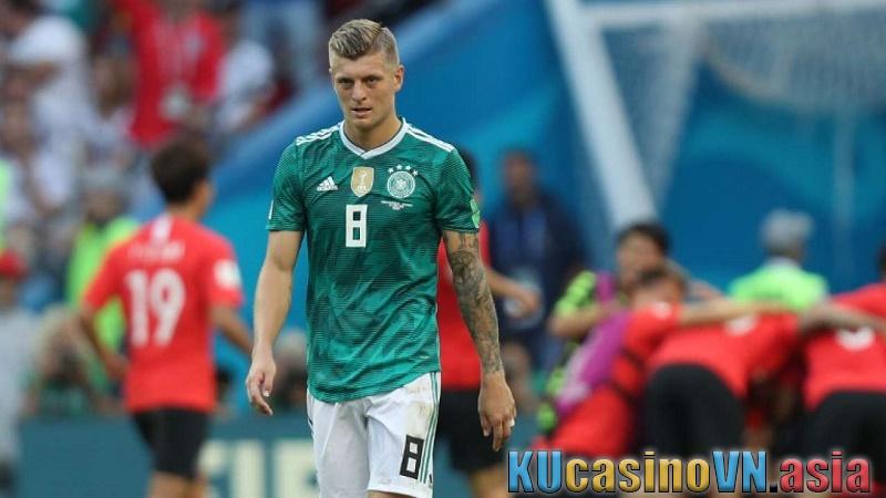Toni Kroos giúp Đức giành vé dự Euro 2020