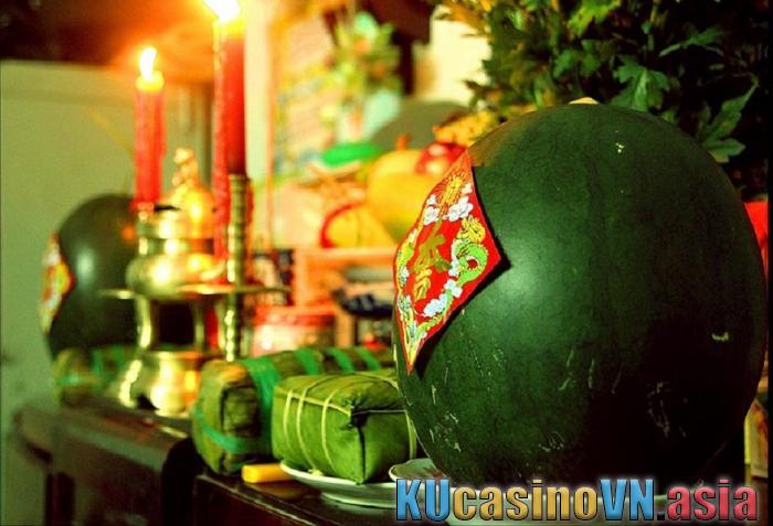 Cách lau dọn bàn thờ ngày tết